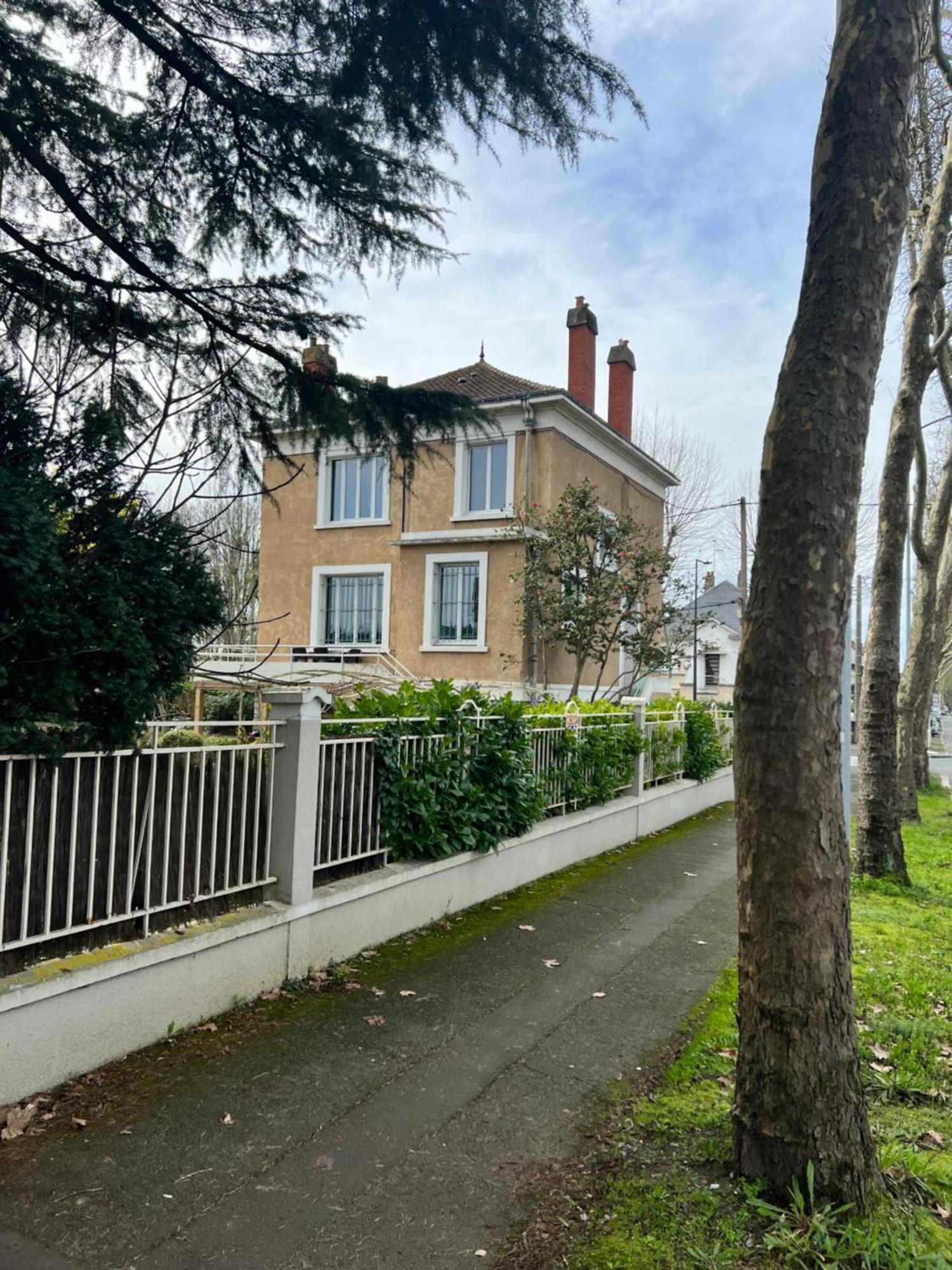 Le Grand Bedier Angers Exteriér fotografie